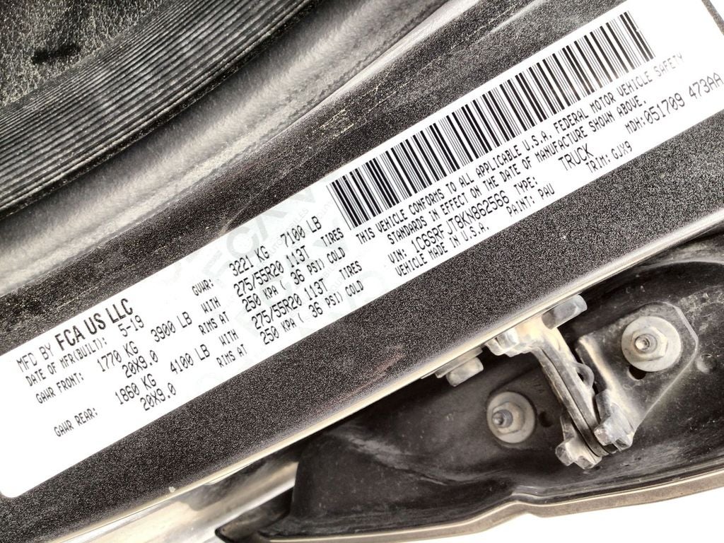 2019 RAM 1500 Laramie Crew Cab 4x4 5'7" Box