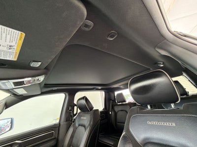 2023 RAM 1500 Laramie Crew Cab 4x4 5'7" Box