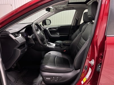 2020 Toyota RAV4 XLE Premium